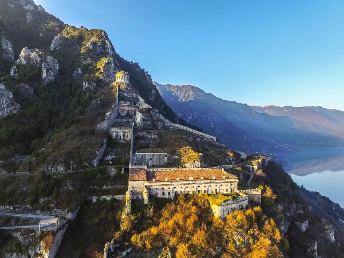 Rocca D'Anfo B&B-Apartments Lake View Esterno foto